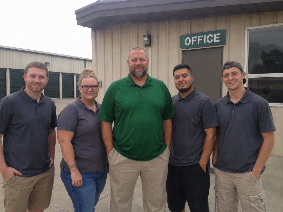 Pest control professionals in Pensacola, FL